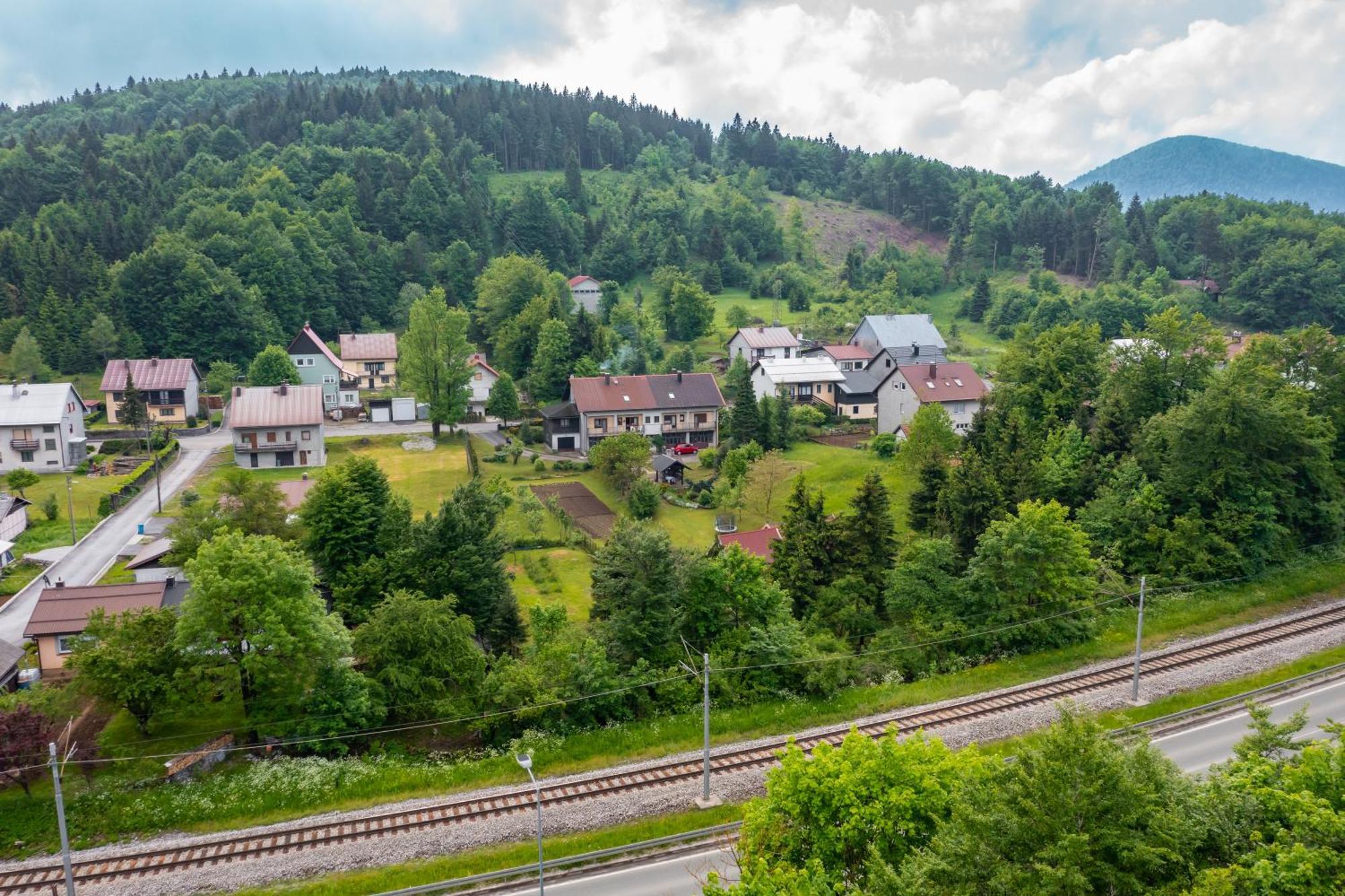 Apartmani Gruzdovo Делнице Экстерьер фото
